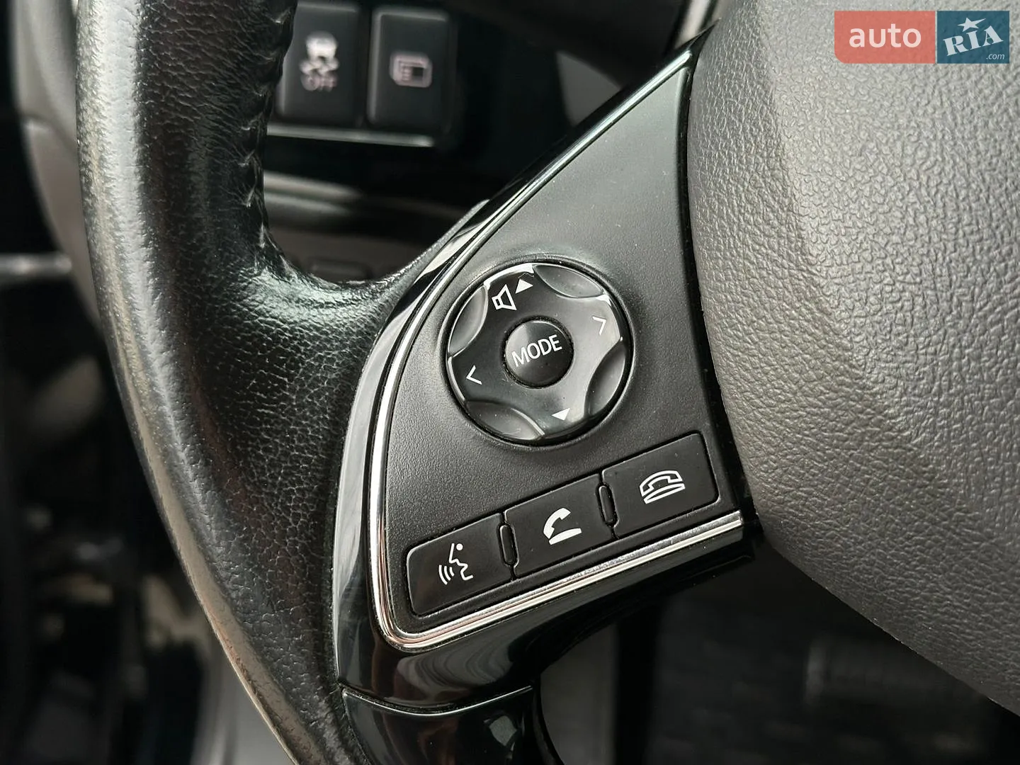 2016 Mitsubishi Outlander - мініатюра 29