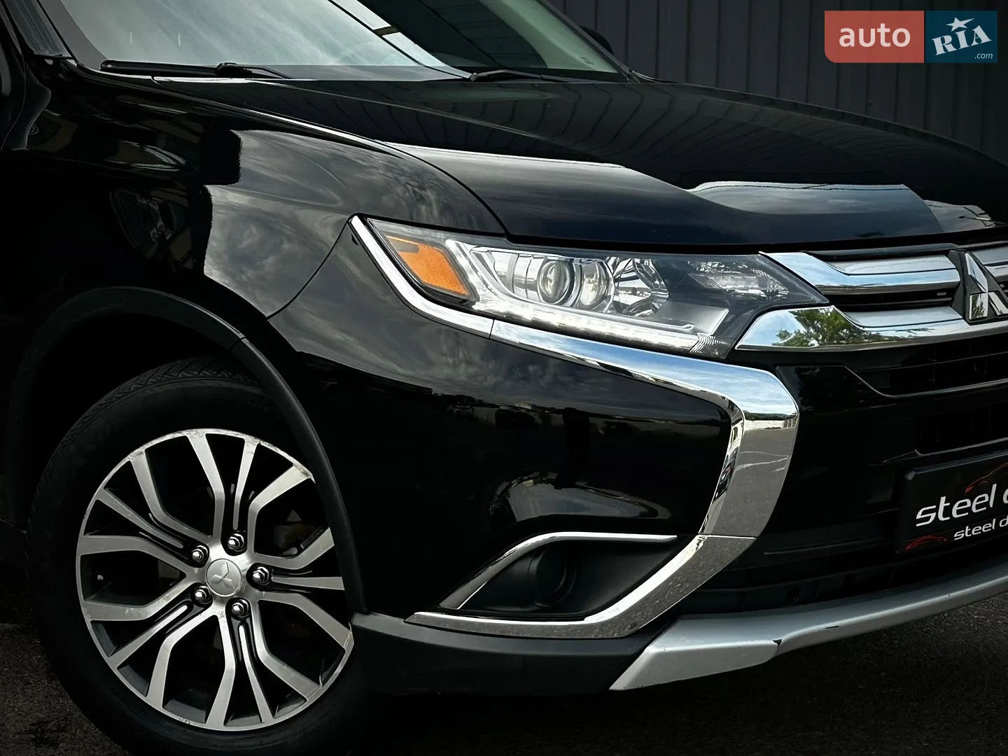 2017 Mitsubishi Outlander - мініатюра 9