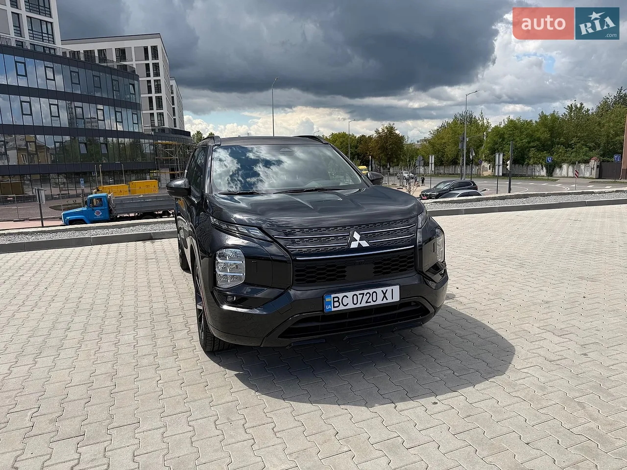 2022 Mitsubishi Outlander - мініатюра 31