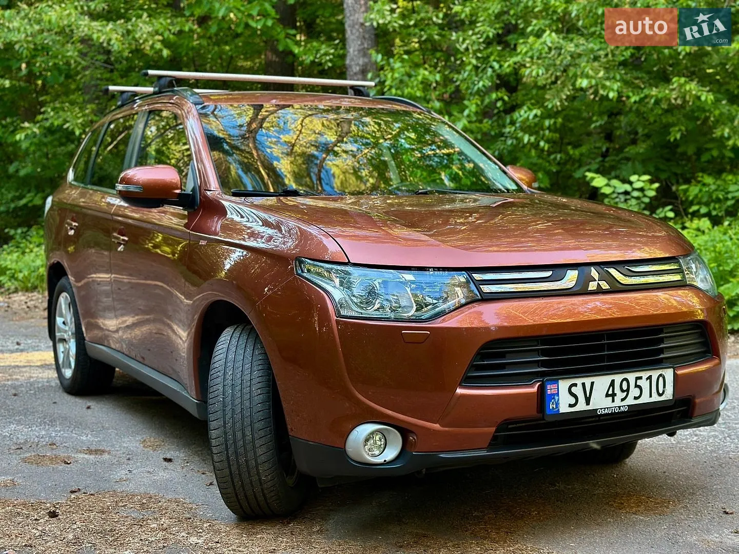 2014 Mitsubishi Outlander - фото 1