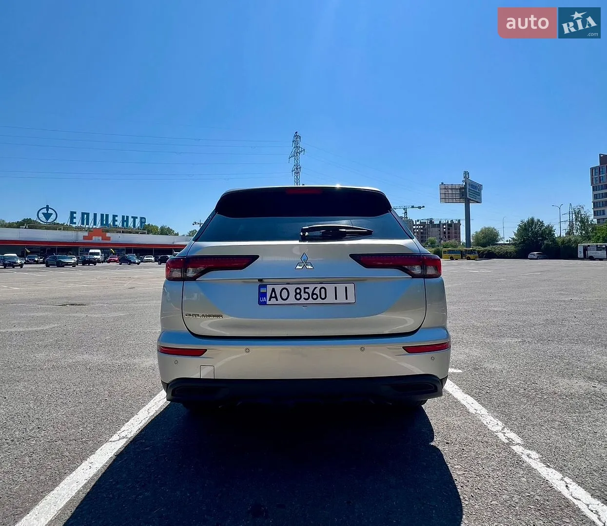2022 Mitsubishi Outlander - мініатюра 10