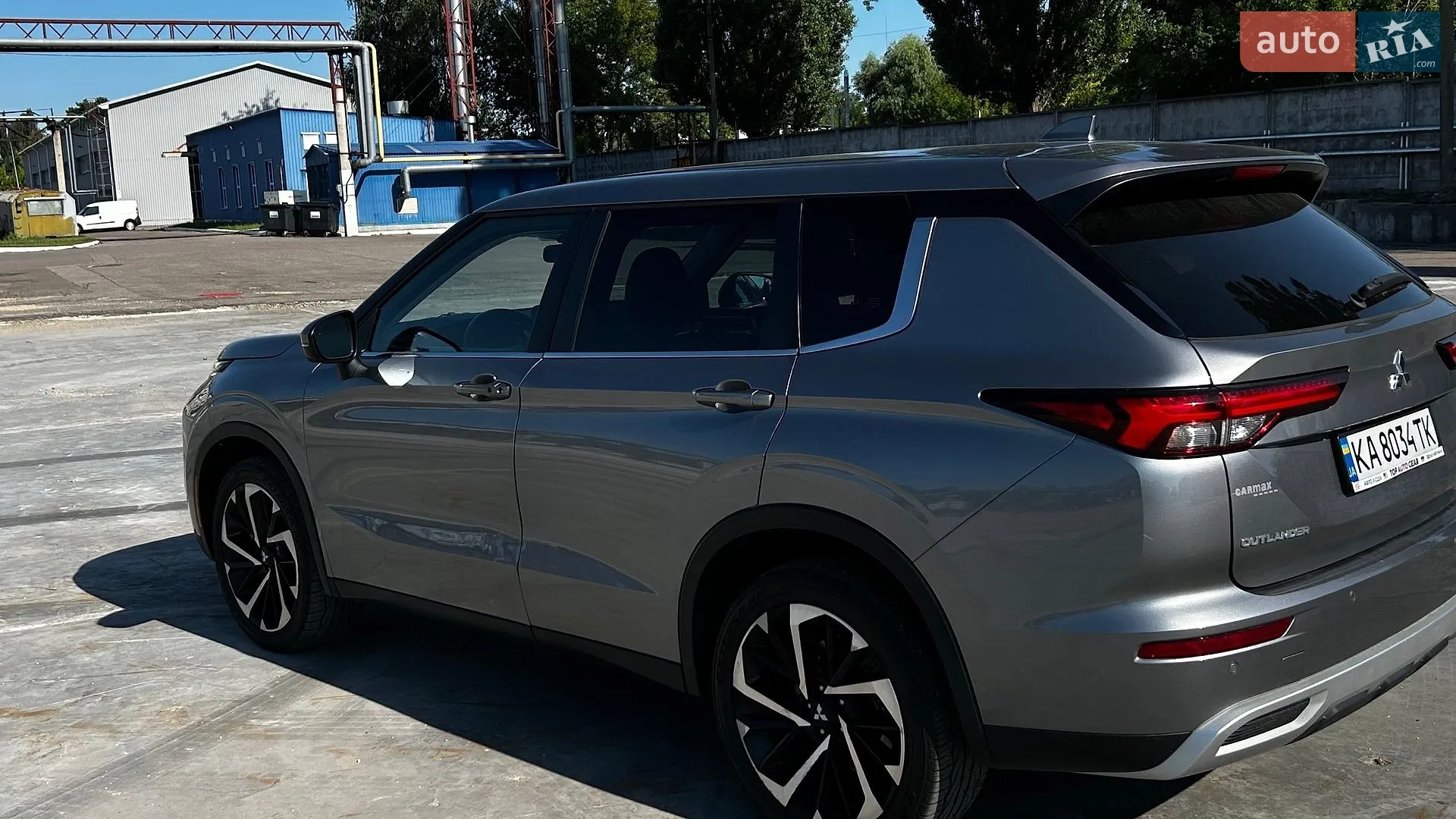 2022 Mitsubishi Outlander - мініатюра 12