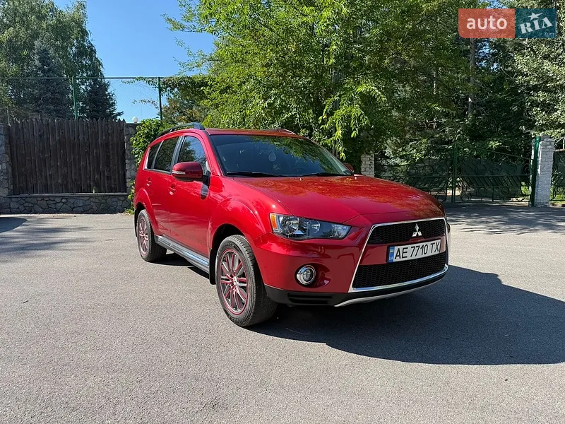 Mitsubishi Outlander