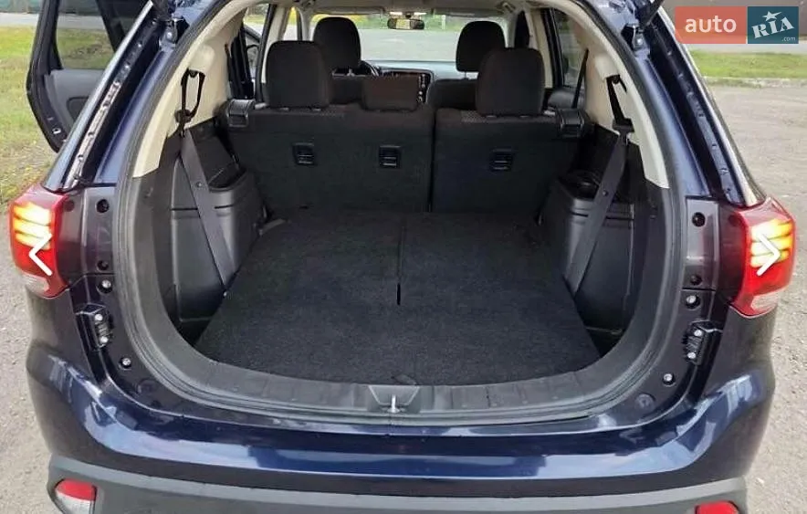 2016 Mitsubishi Outlander - мініатюра 7
