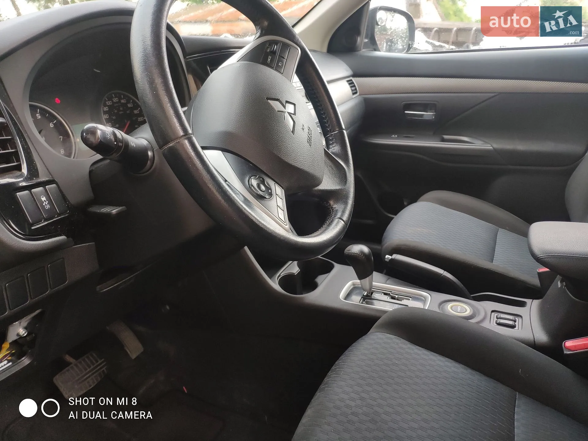 2014 Mitsubishi Outlander - мініатюра 11