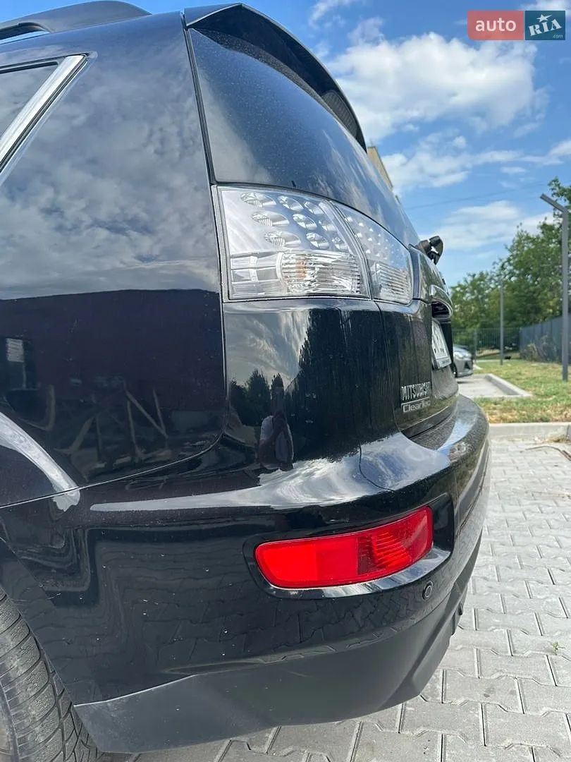 2011 Mitsubishi Outlander - мініатюра 11