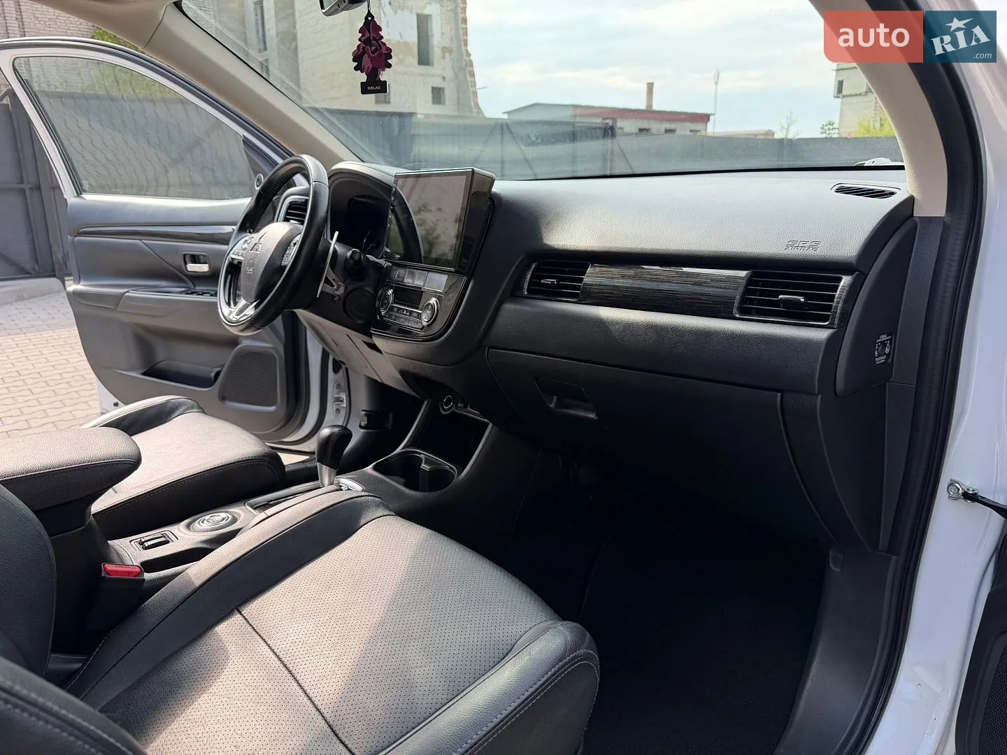 2016 Mitsubishi Outlander - мініатюра 54