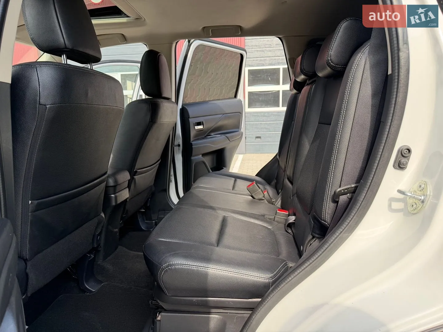 2016 Mitsubishi Outlander - мініатюра 64