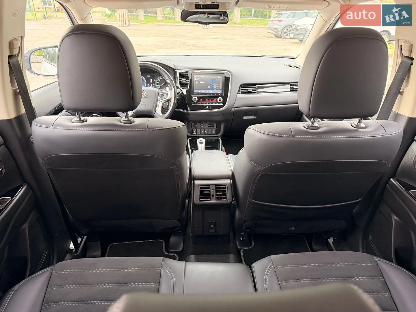 2020 Mitsubishi Outlander - мініатюра 20