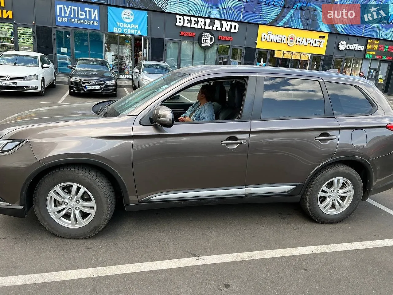 2019 Mitsubishi Outlander - мініатюра 8