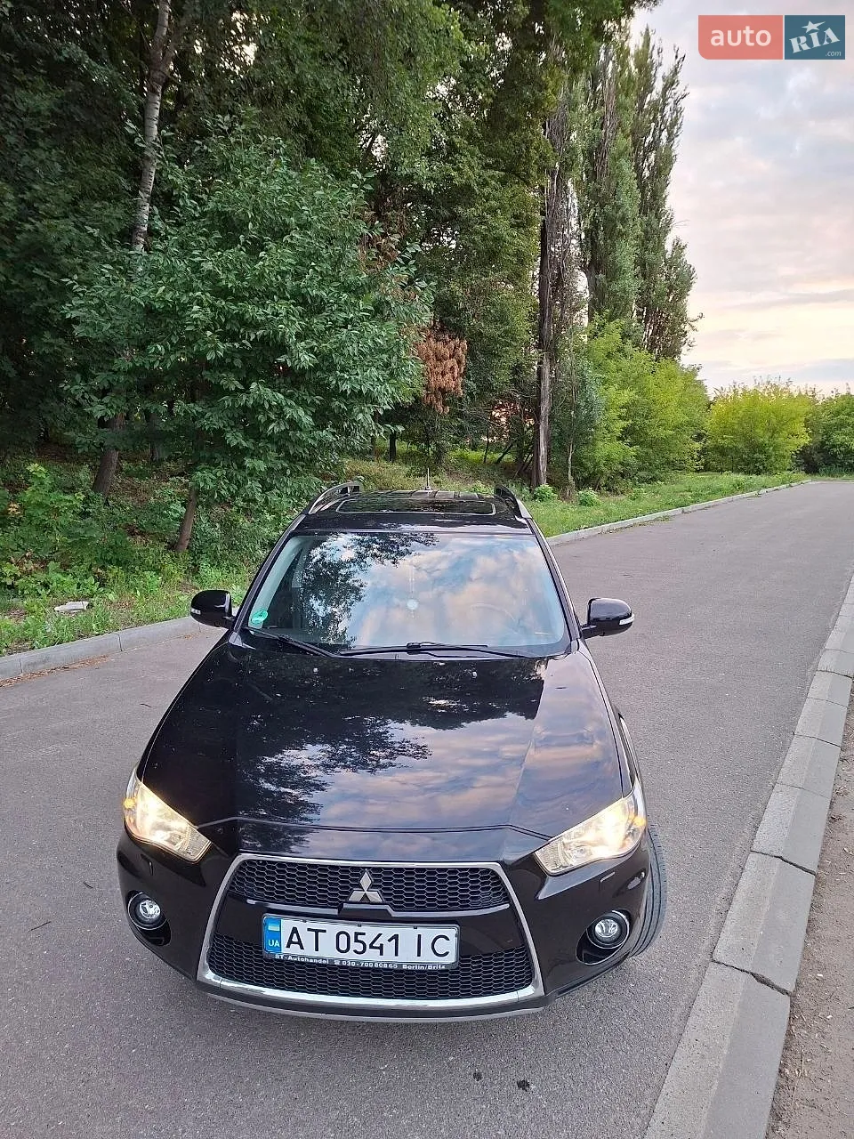 2010 Mitsubishi Outlander - мініатюра 3