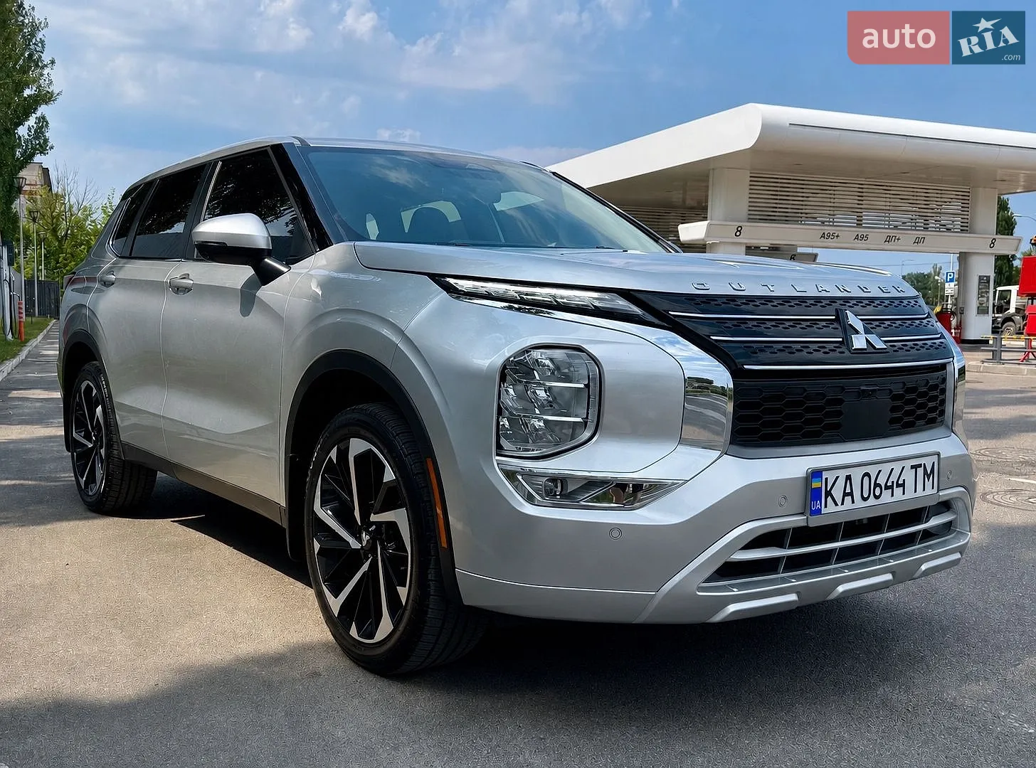 2023 Mitsubishi Outlander - мініатюра 3
