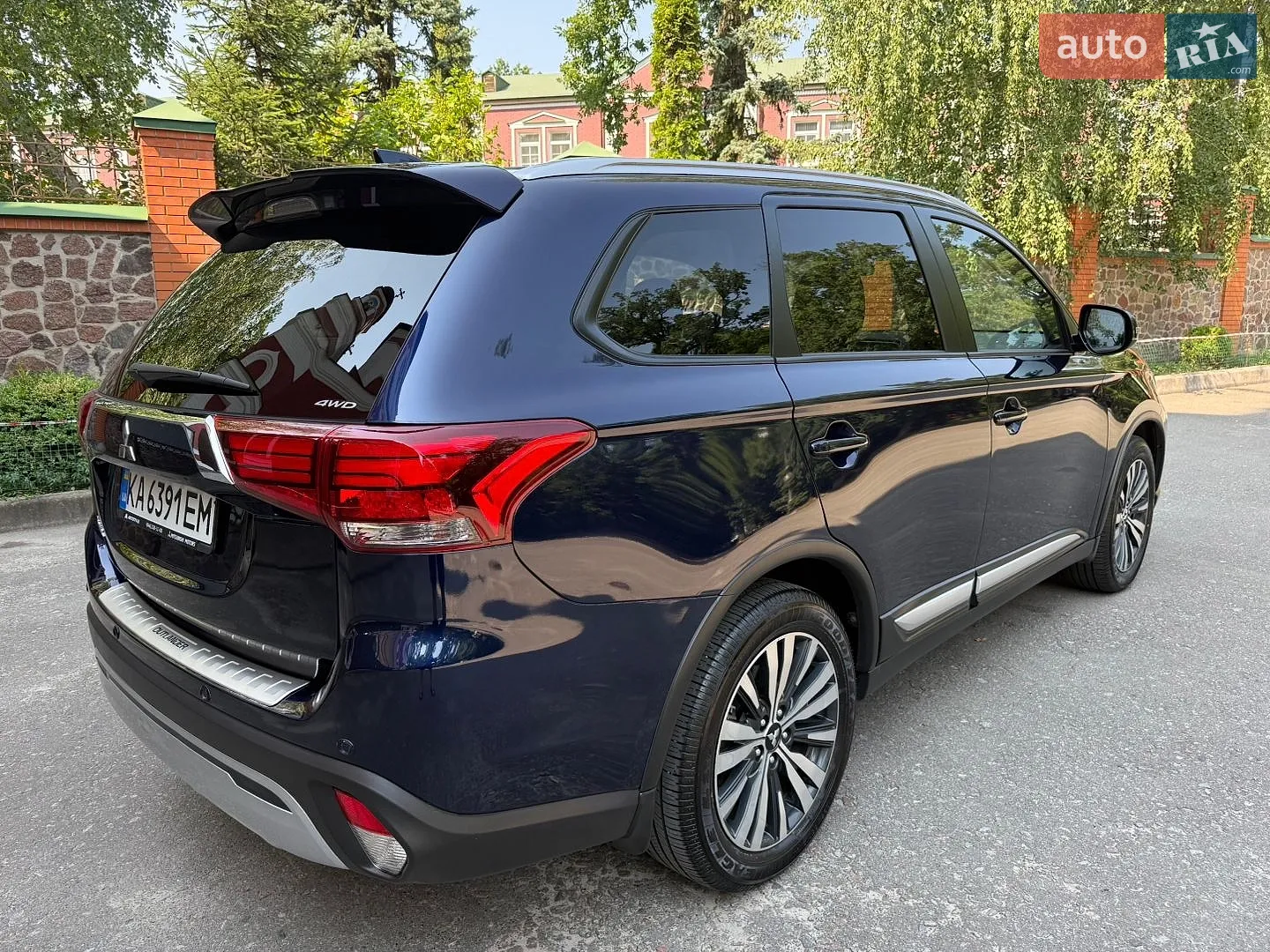 2021 Mitsubishi Outlander - мініатюра 6