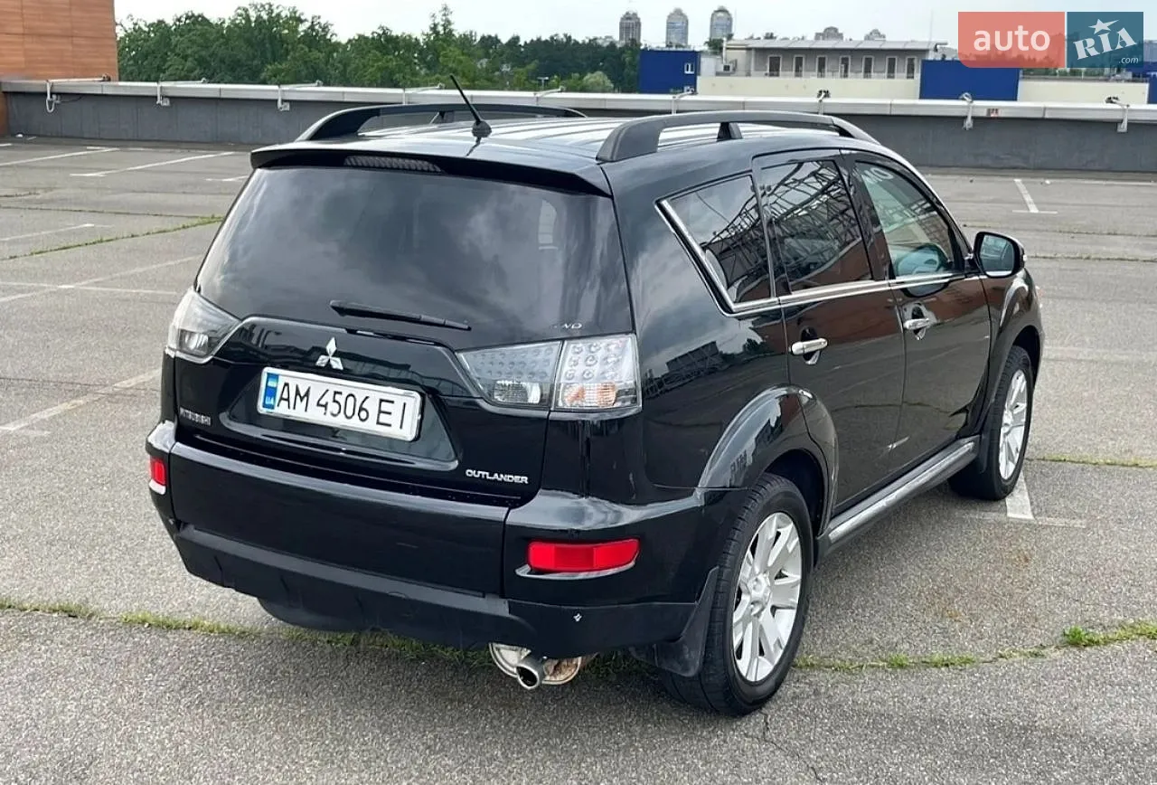2012 Mitsubishi Outlander - мініатюра 11