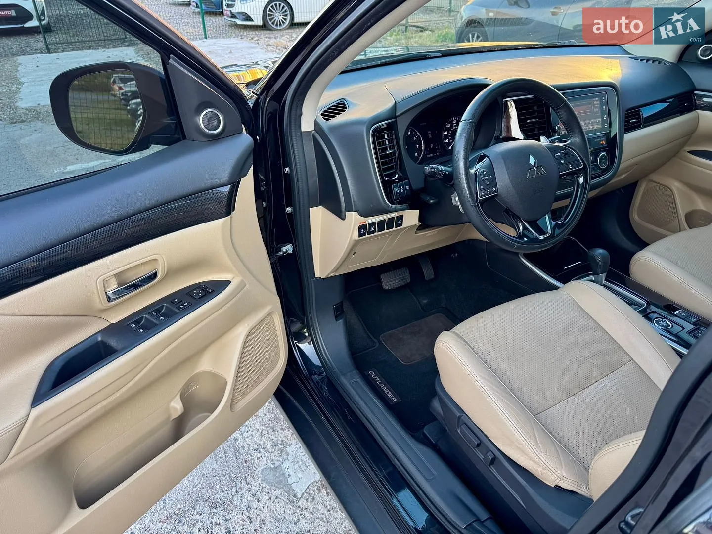 2018 Mitsubishi Outlander - мініатюра 9