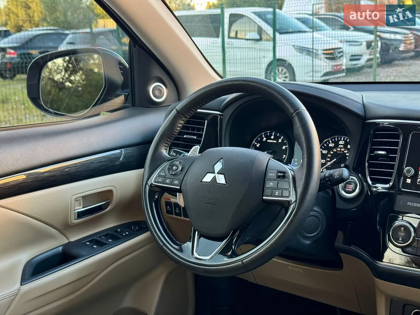 2018 Mitsubishi Outlander - мініатюра 19