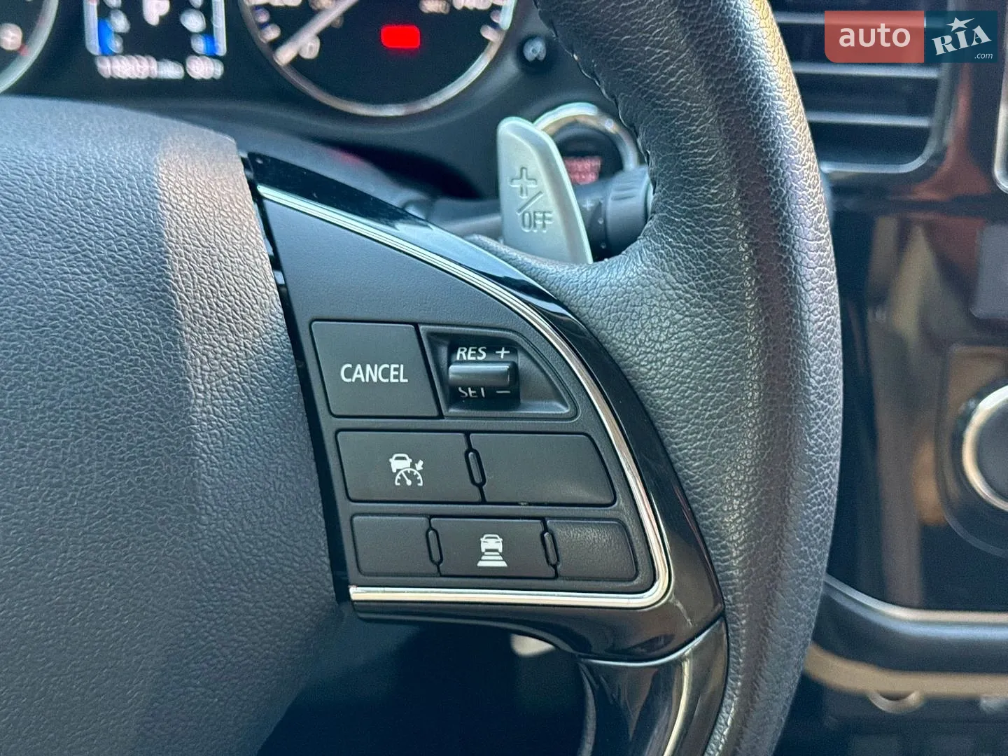 2018 Mitsubishi Outlander - мініатюра 26
