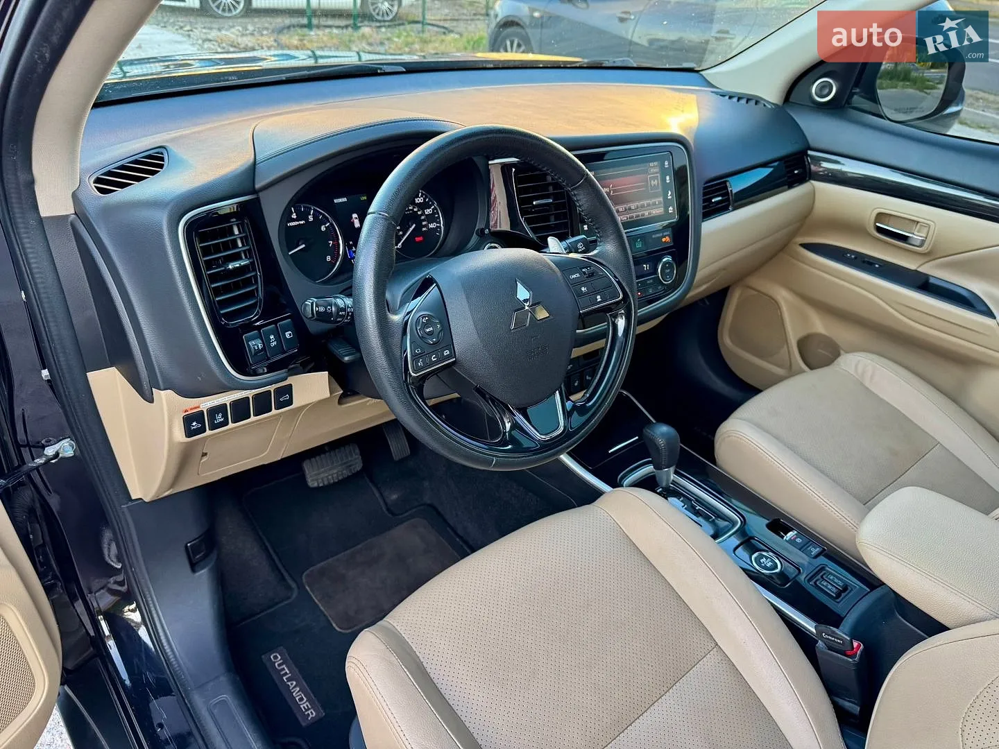 2018 Mitsubishi Outlander - мініатюра 35