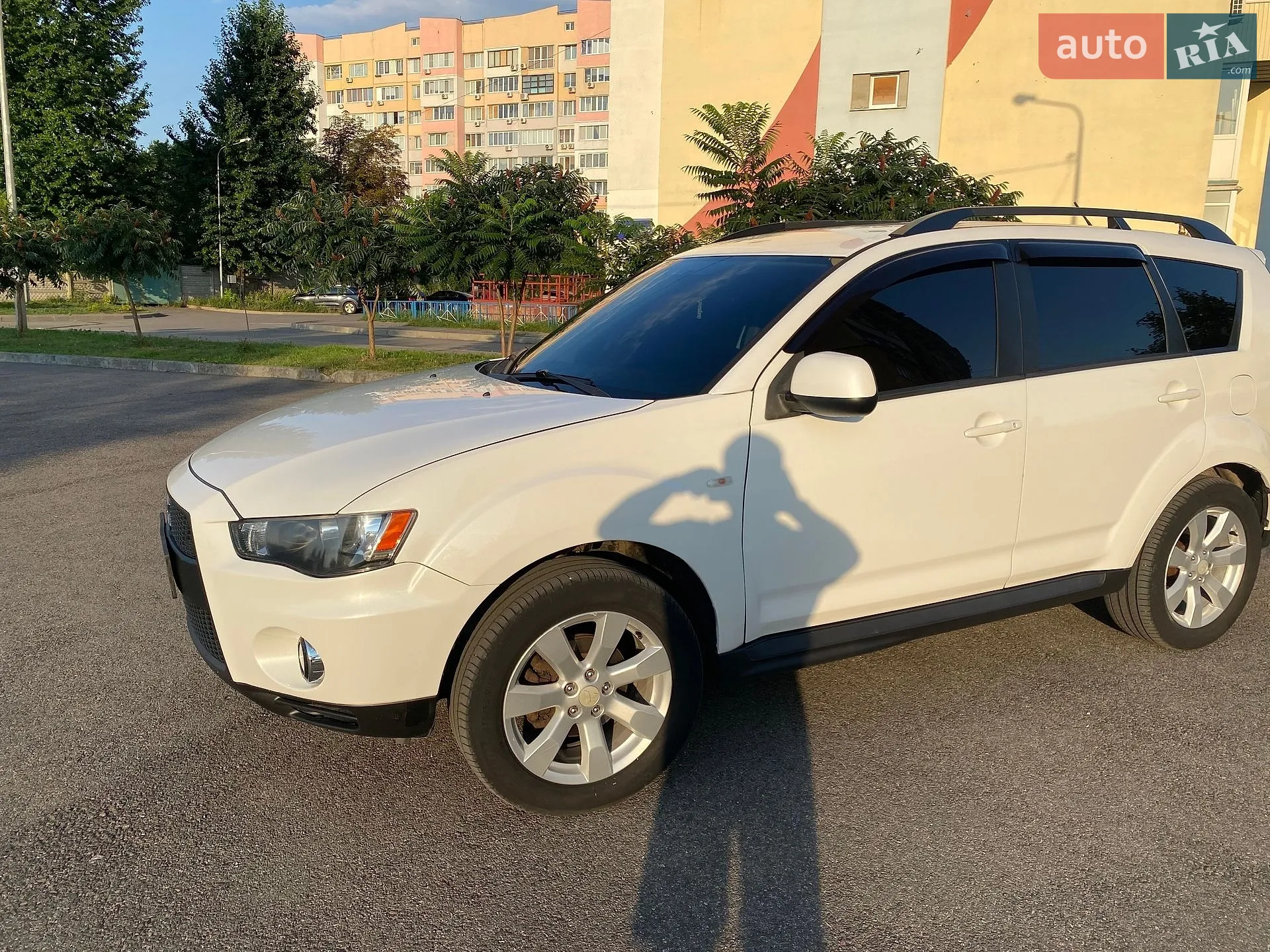 2010 Mitsubishi Outlander - мініатюра 2