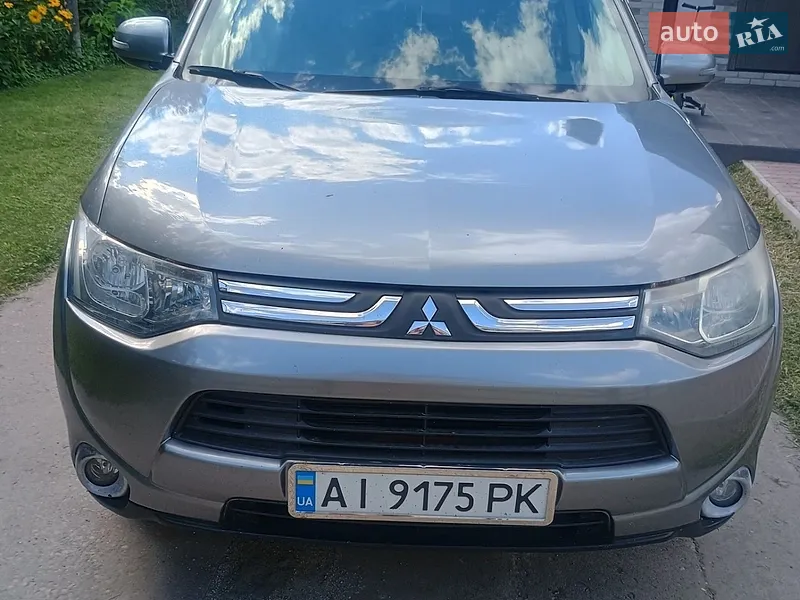 Mitsubishi Outlander