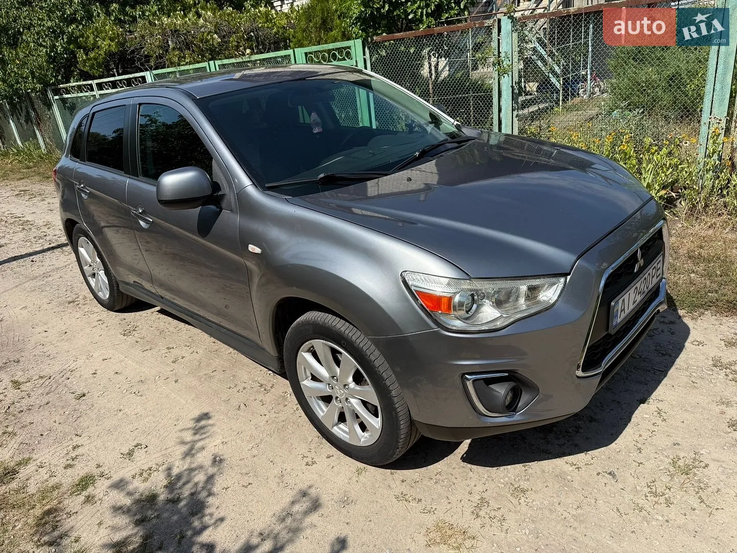 2014 Mitsubishi Outlander - мініатюра 2