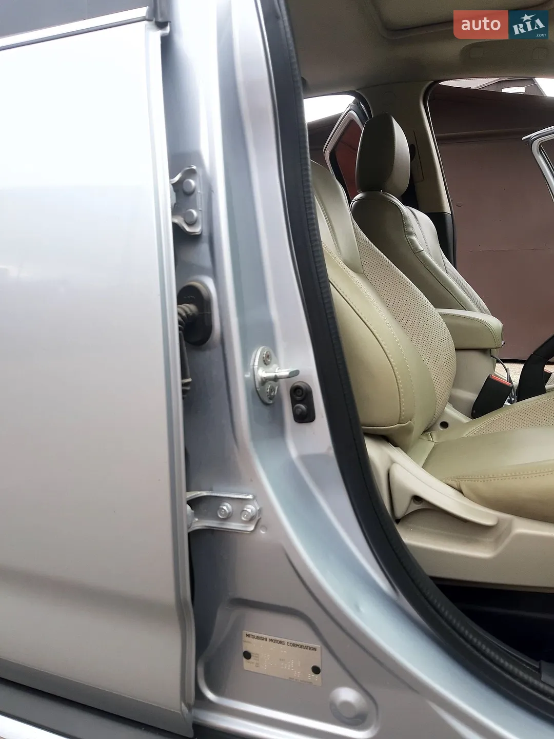 2013 Mitsubishi Outlander - мініатюра 15