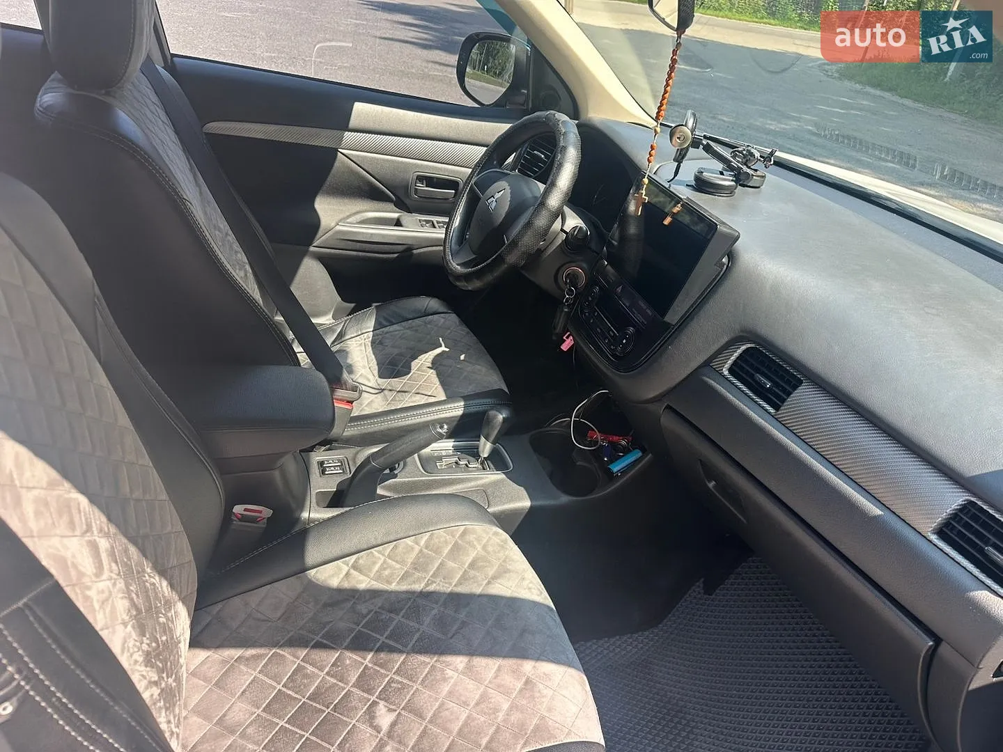 2013 Mitsubishi Outlander - мініатюра 13