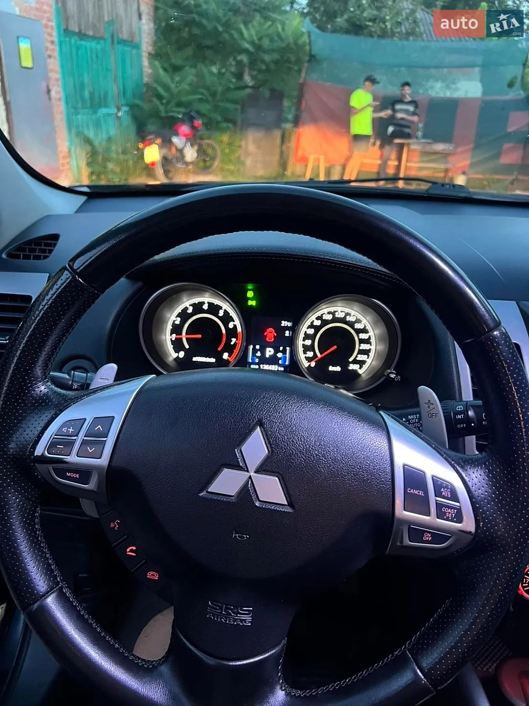 2010 Mitsubishi Outlander - мініатюра 9