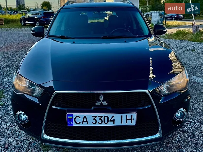 Mitsubishi Outlander 2013
