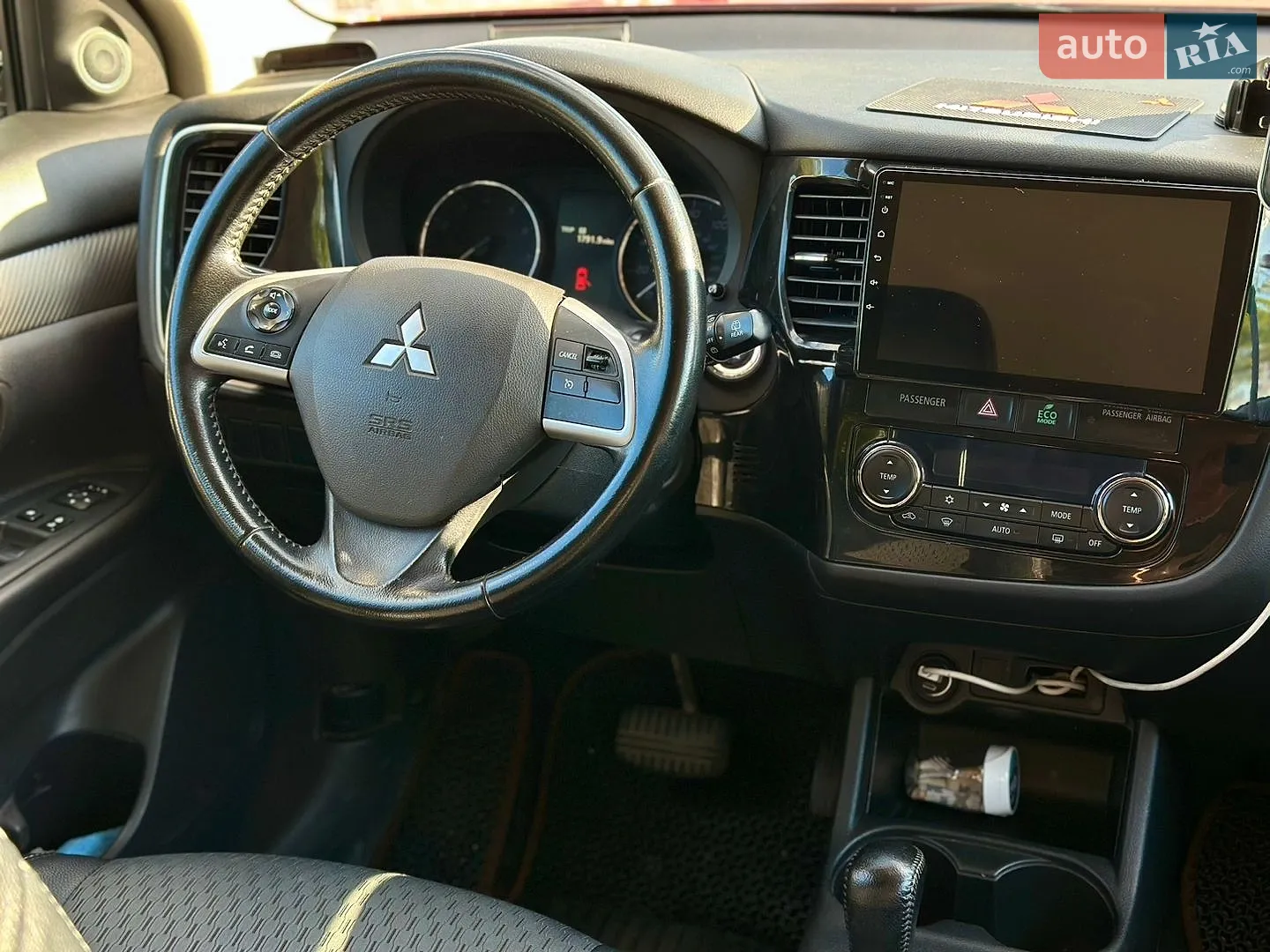2014 Mitsubishi Outlander - мініатюра 21