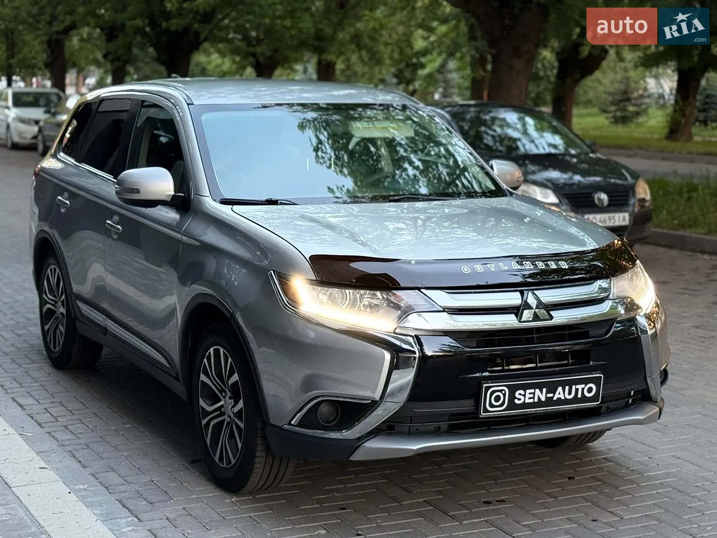 2018 Mitsubishi Outlander - мініатюра 2