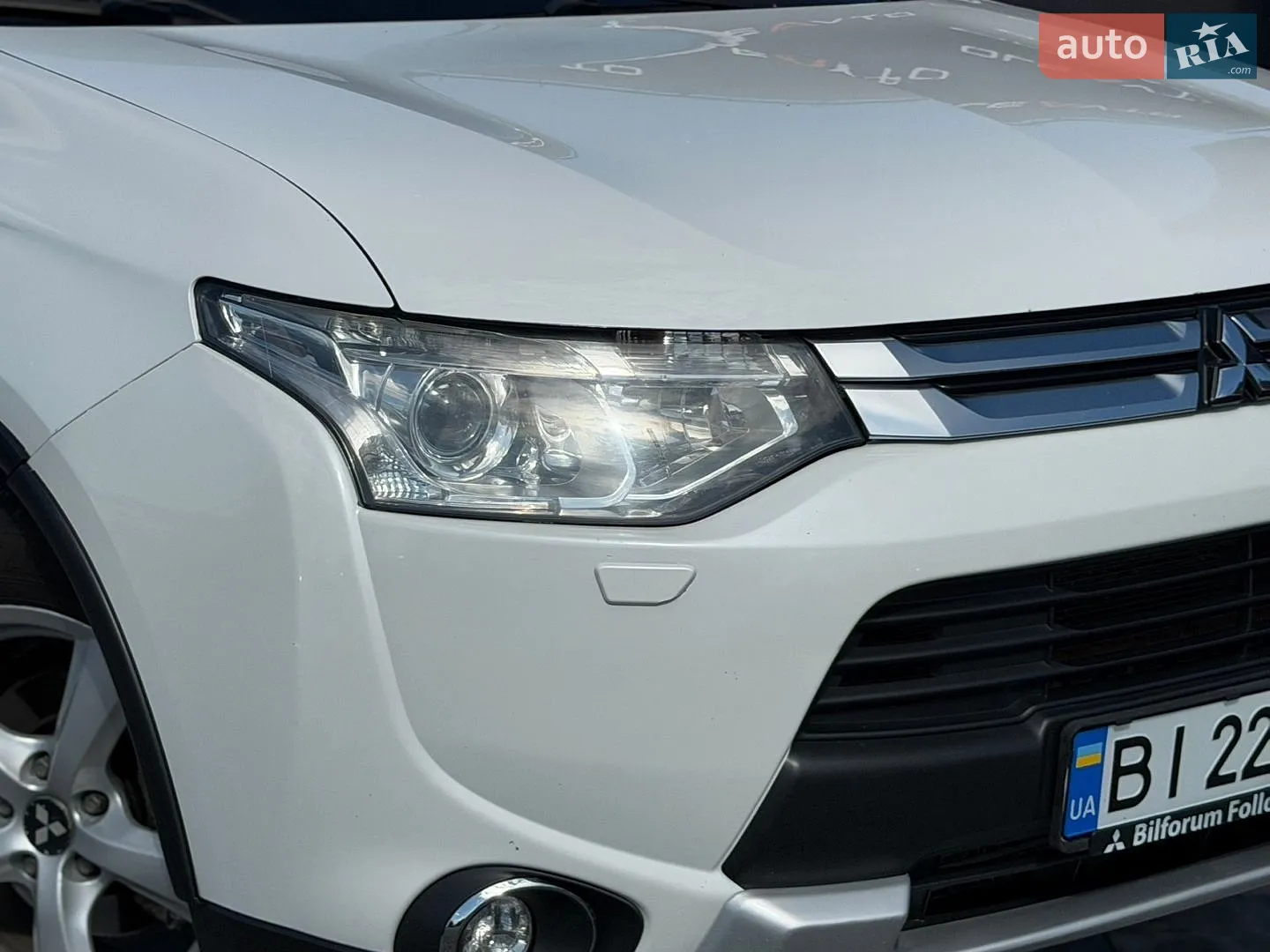 2014 Mitsubishi Outlander - мініатюра 15