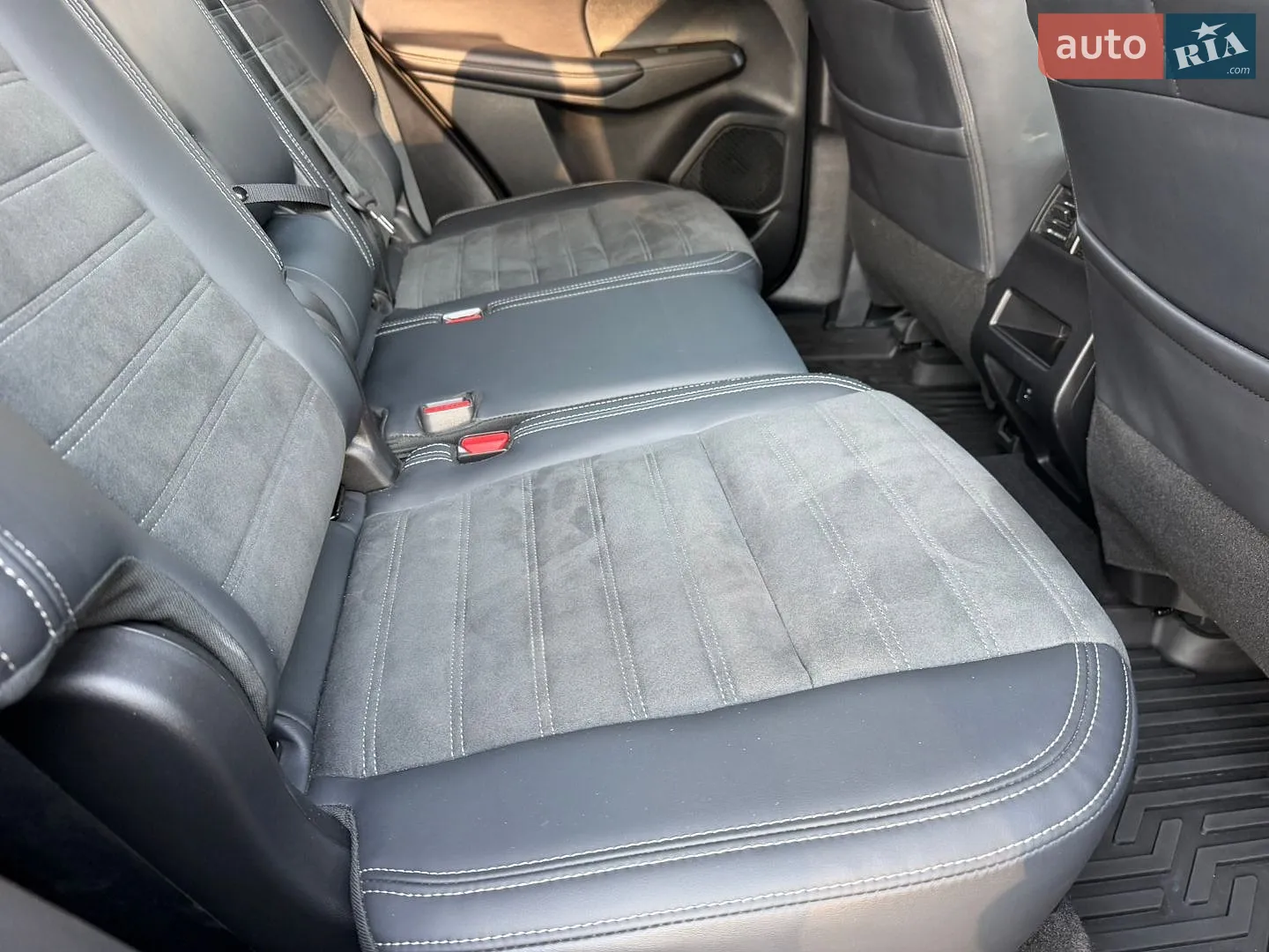 2023 Mitsubishi Outlander - мініатюра 78