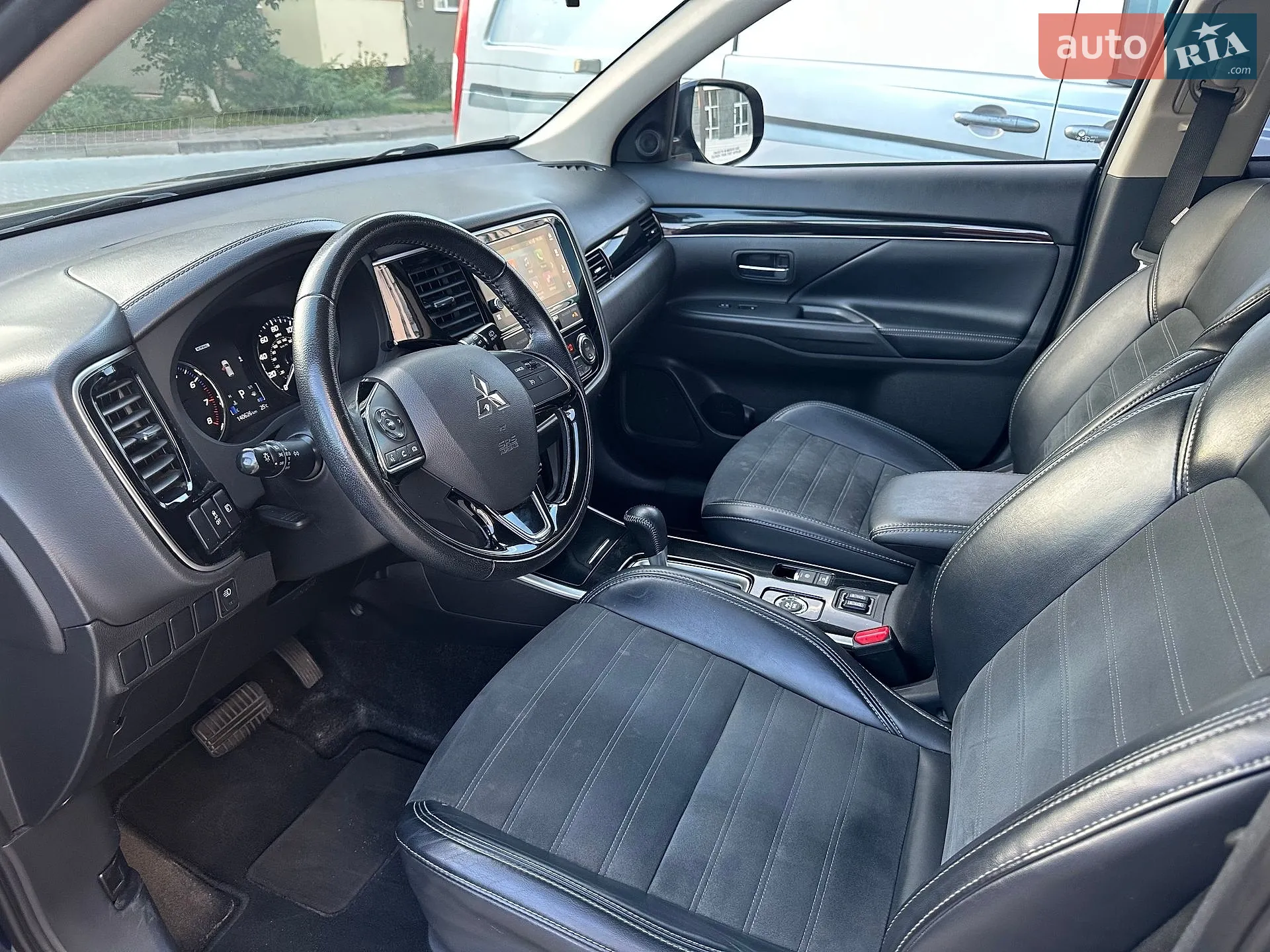 2019 Mitsubishi Outlander - мініатюра 7