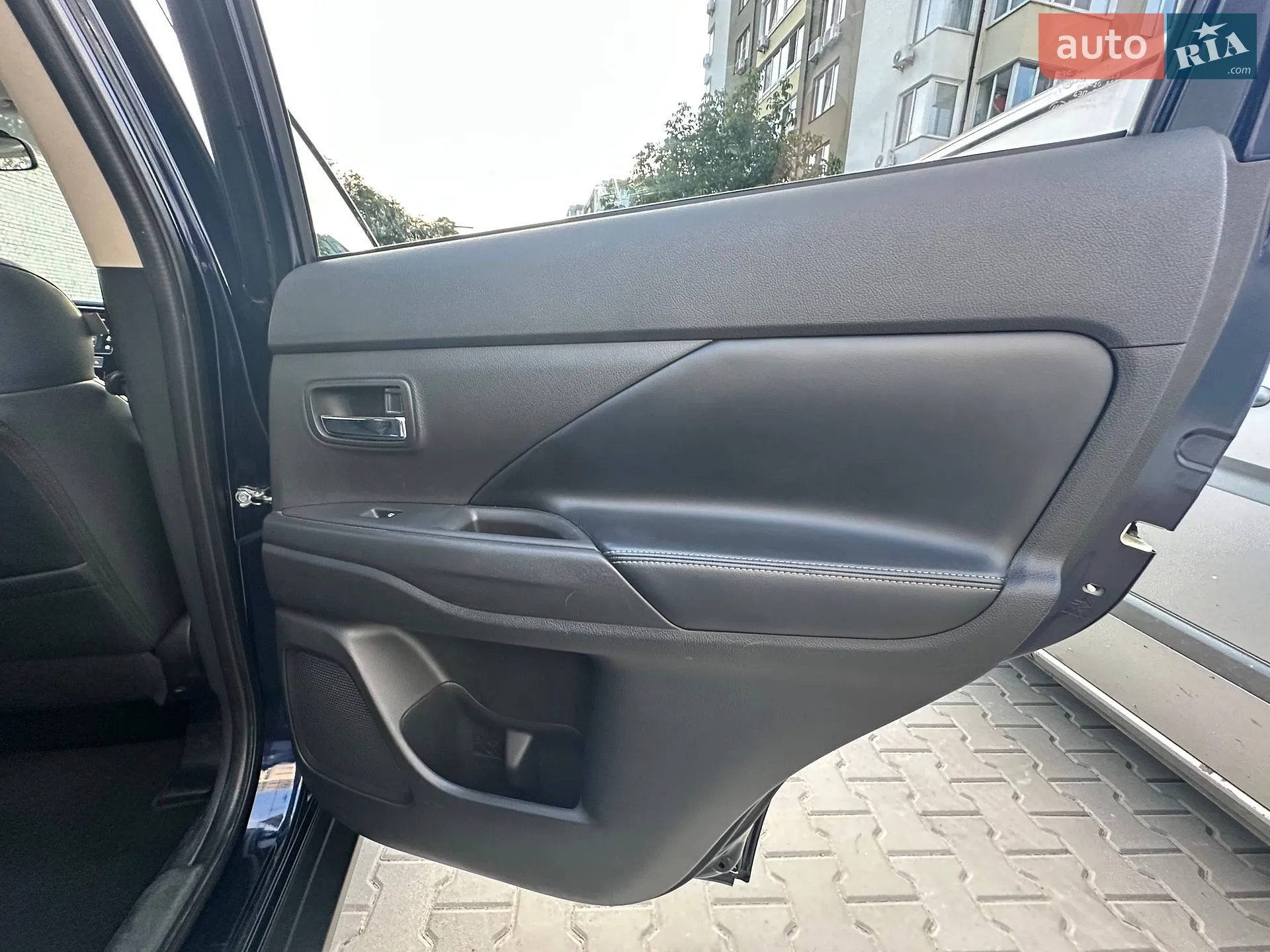 2019 Mitsubishi Outlander - мініатюра 8