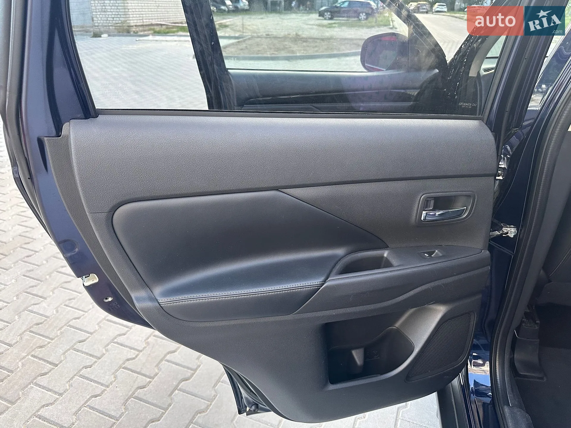 2019 Mitsubishi Outlander - мініатюра 10