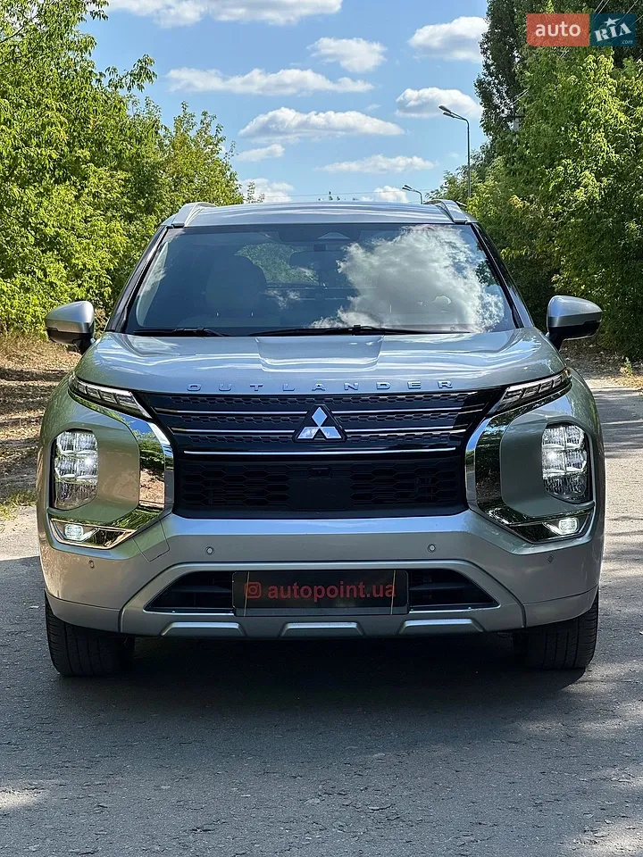 2023 Mitsubishi Outlander - мініатюра 34