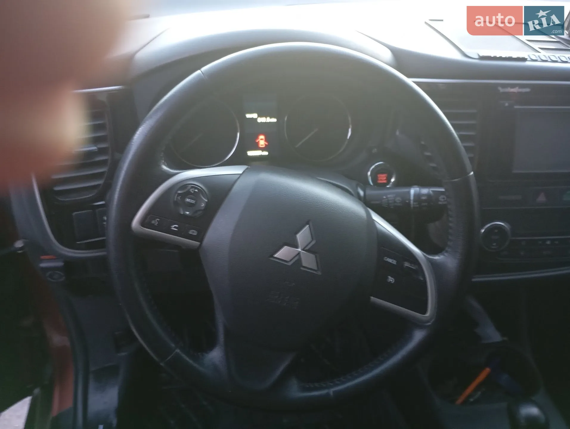 2014 Mitsubishi Outlander - мініатюра 5