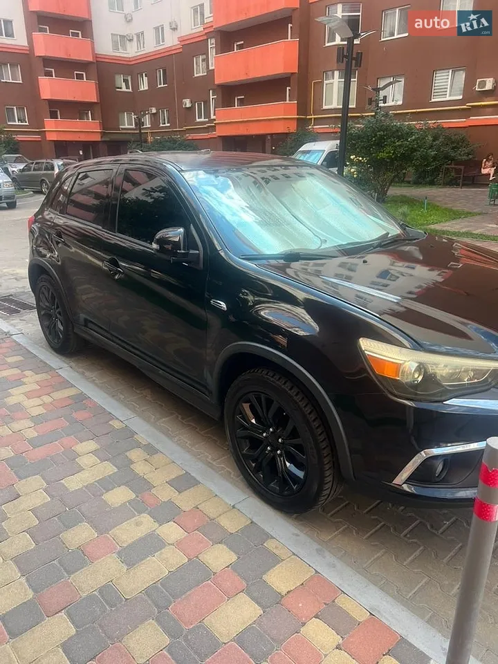 2019 Mitsubishi Outlander - мініатюра 38