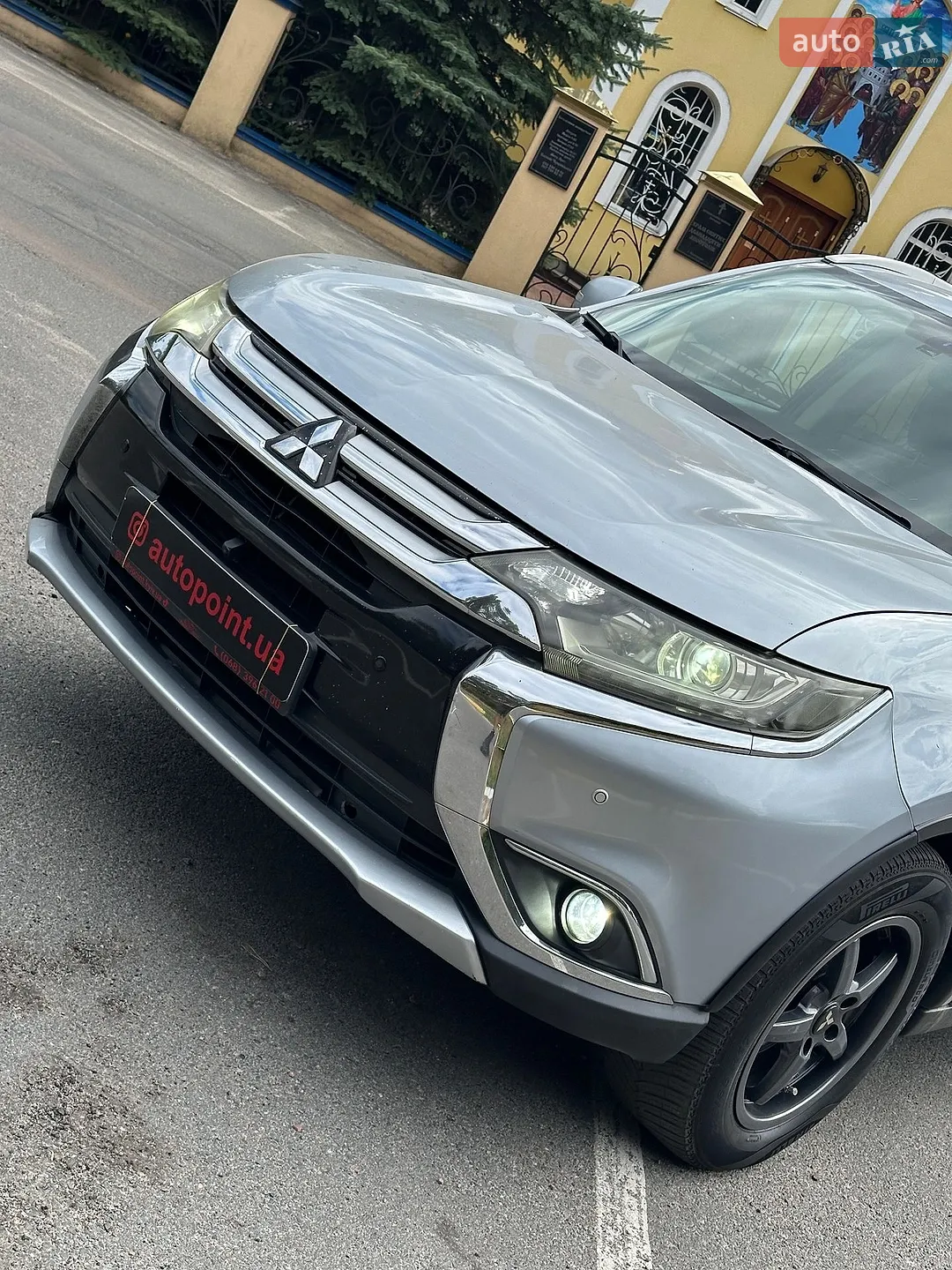 2017 Mitsubishi Outlander - мініатюра 3