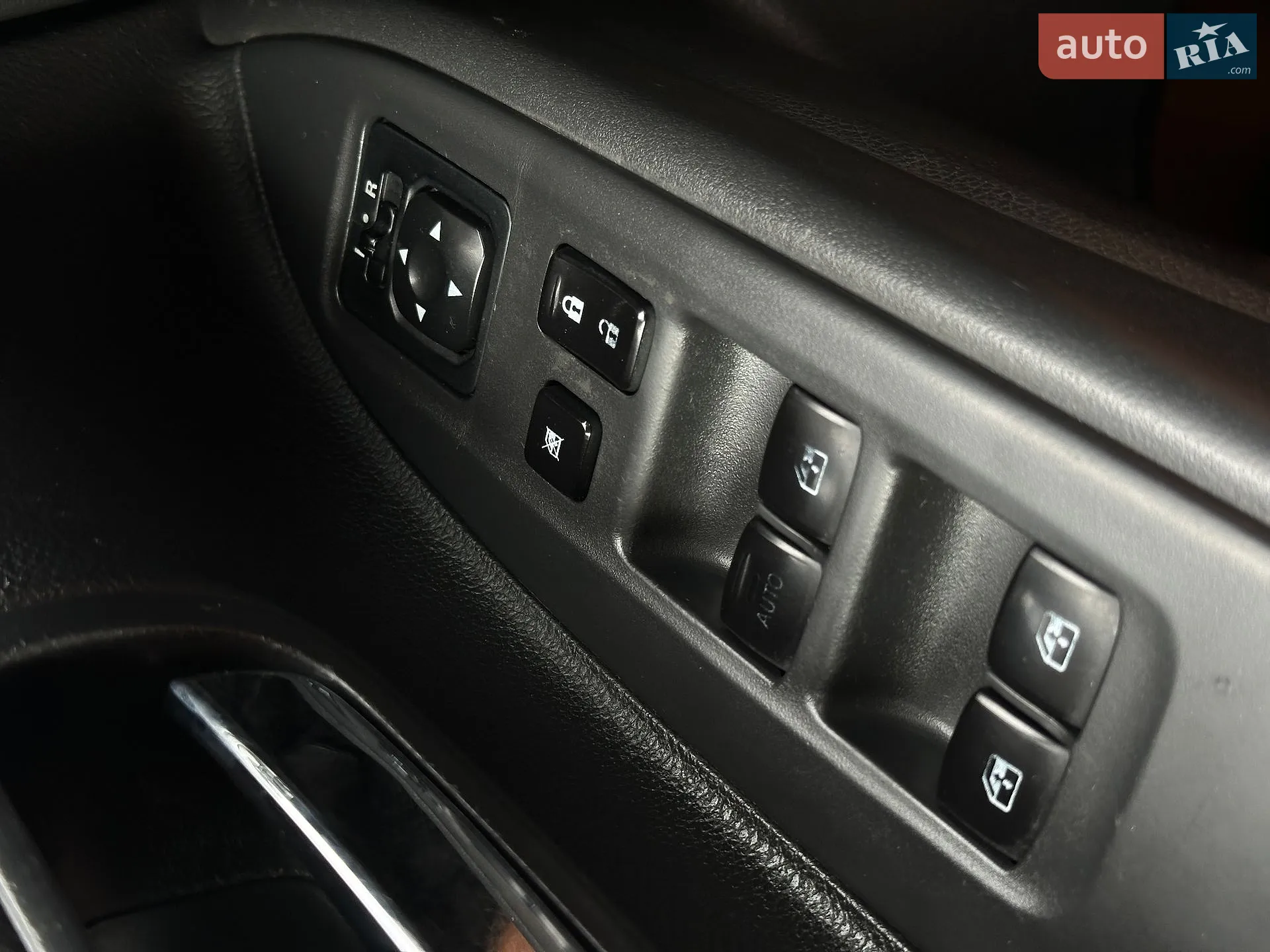2017 Mitsubishi Outlander - мініатюра 23