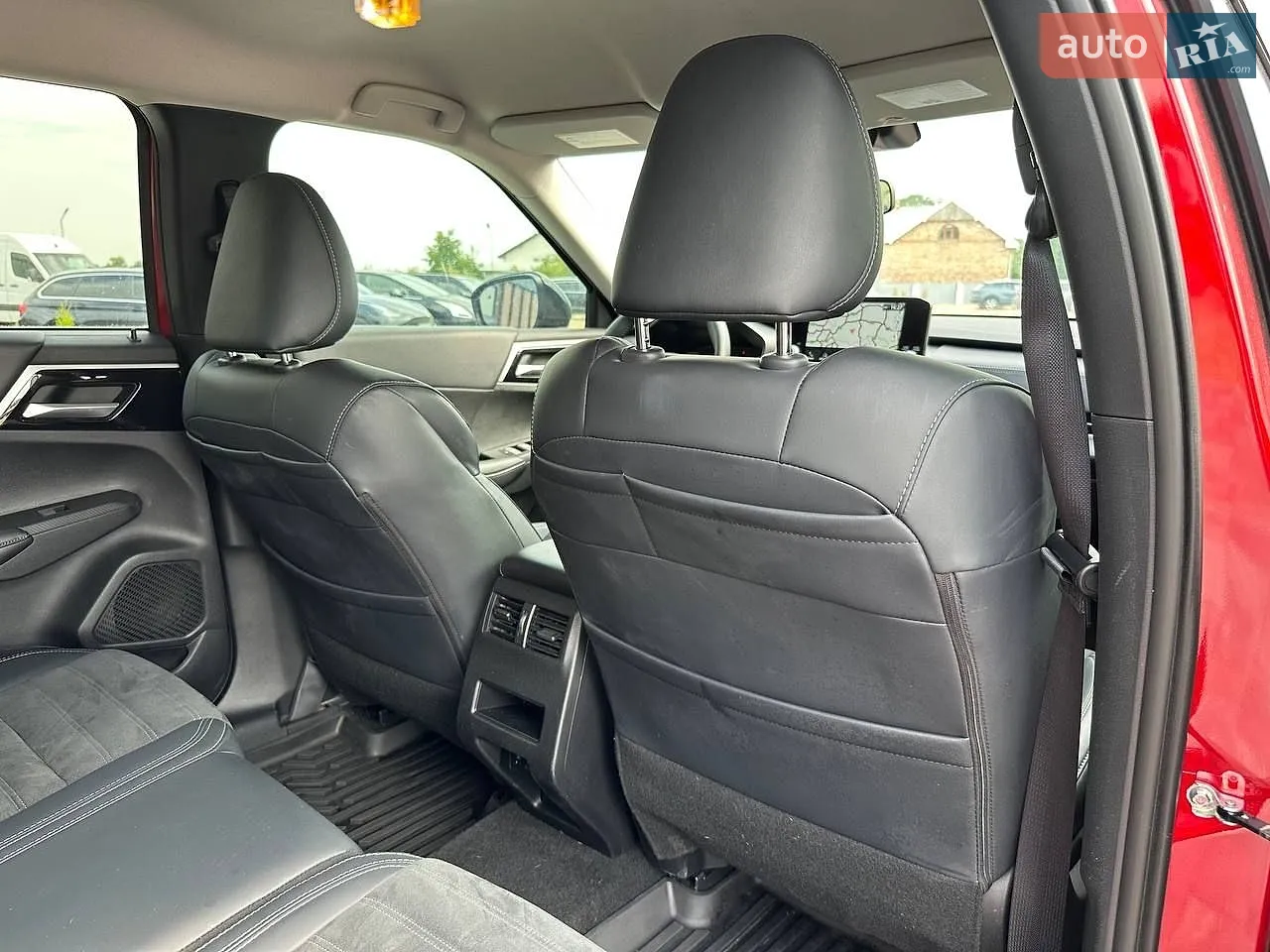 2024 Mitsubishi Outlander - мініатюра 29