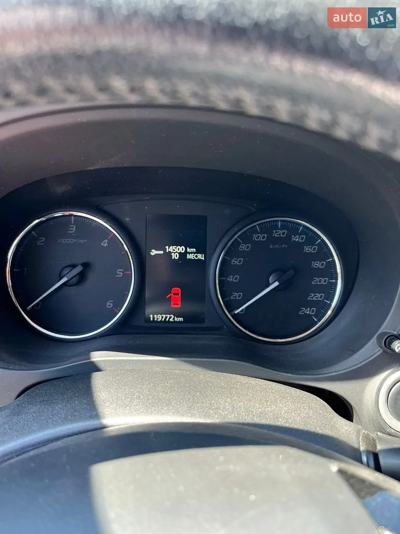 2015 Mitsubishi Outlander - мініатюра 4
