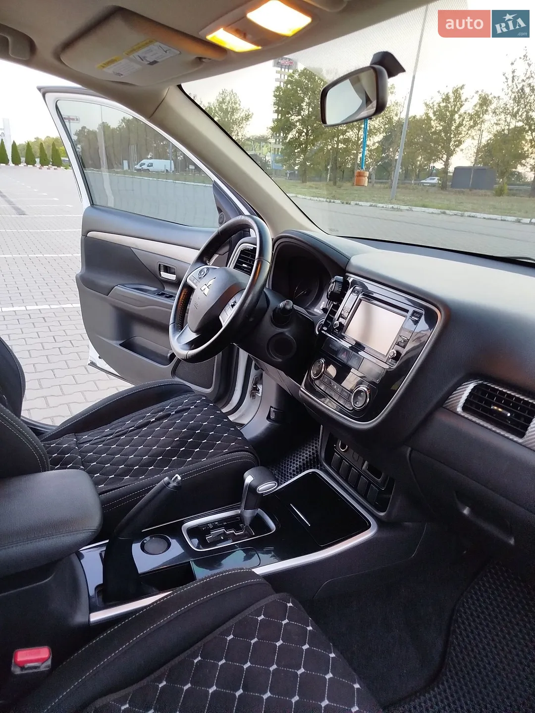 2016 Mitsubishi Outlander - мініатюра 7