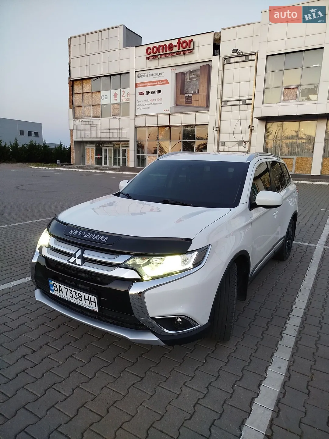 2016 Mitsubishi Outlander - мініатюра 24