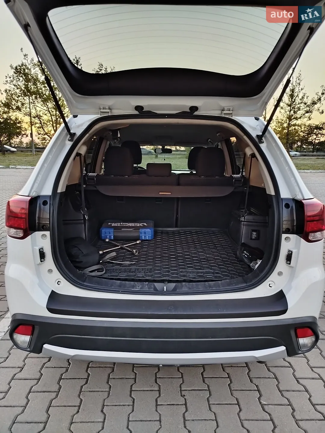 2016 Mitsubishi Outlander - мініатюра 31