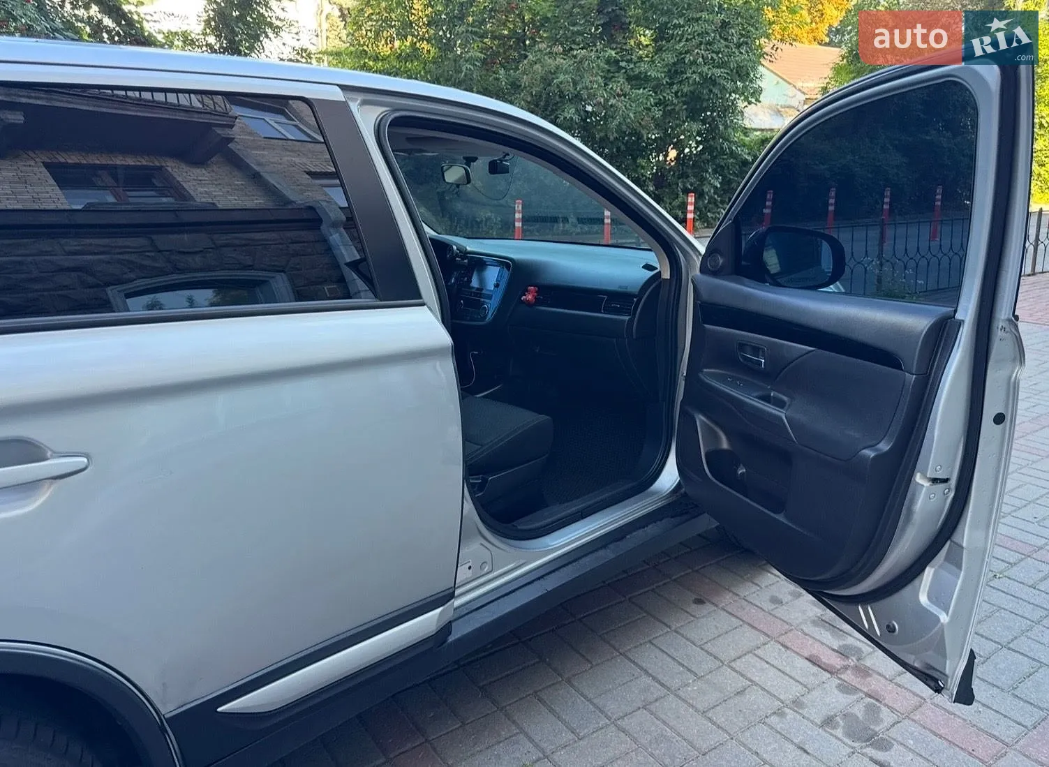 2019 Mitsubishi Outlander - мініатюра 14