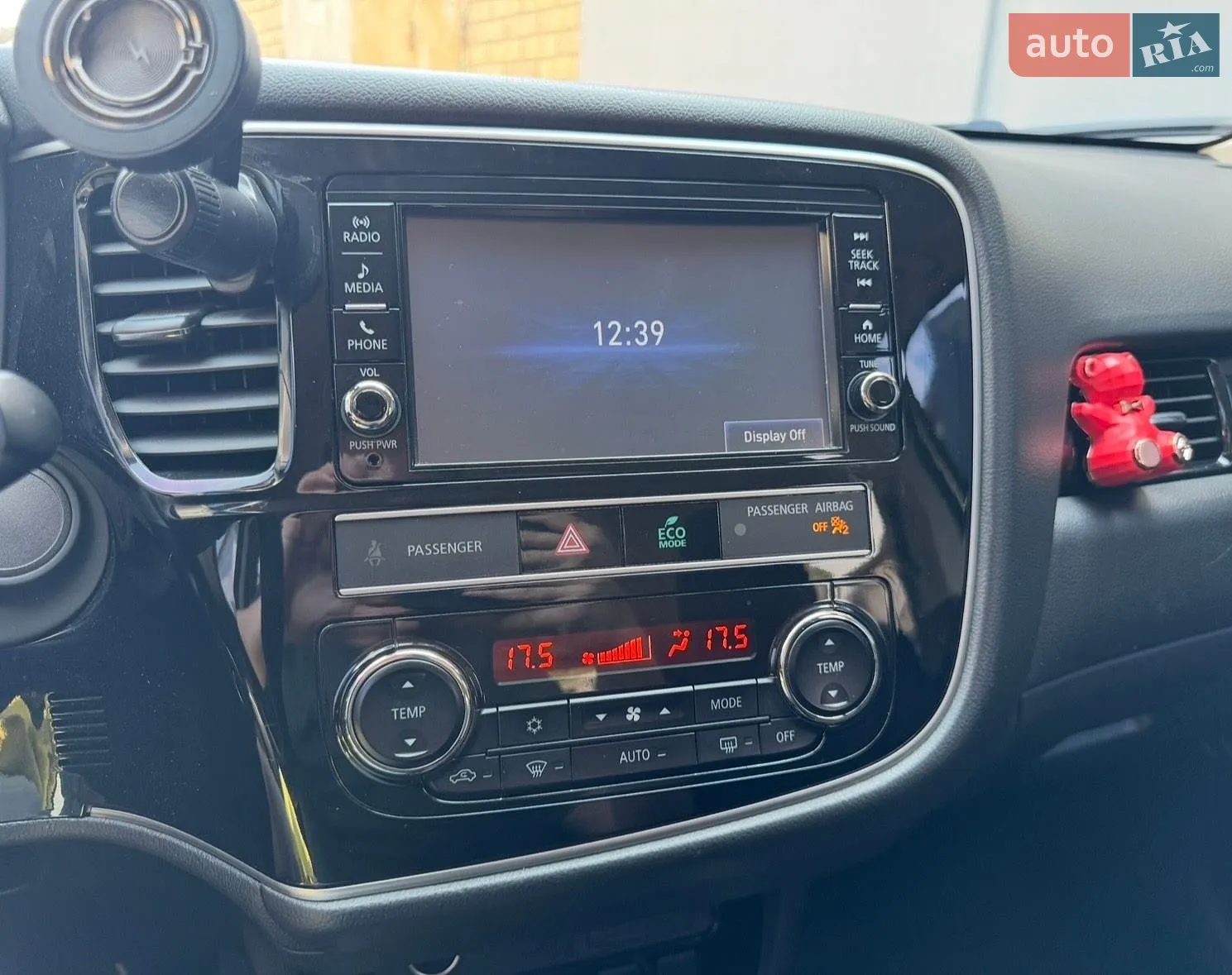 2019 Mitsubishi Outlander - мініатюра 29