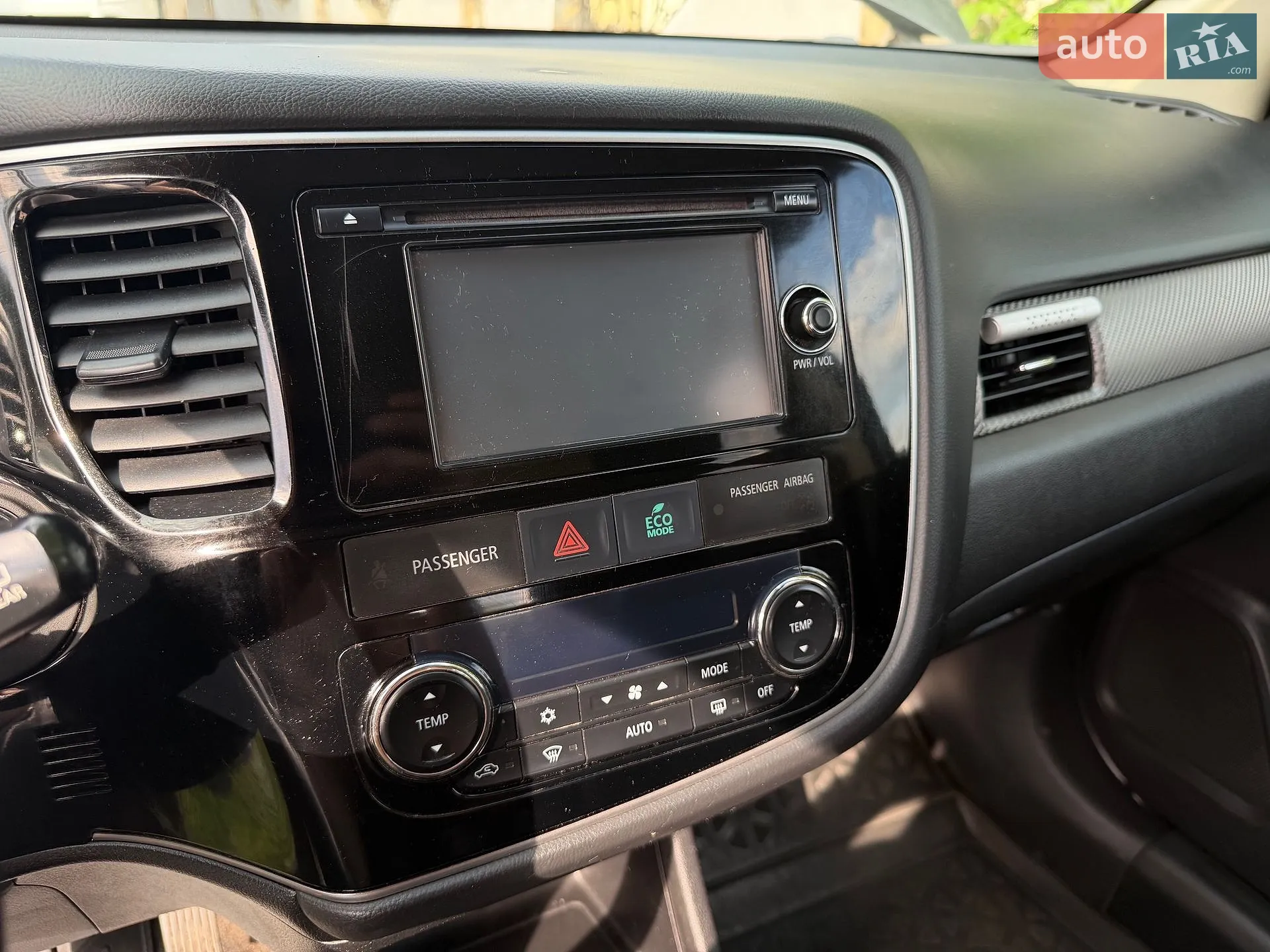 2013 Mitsubishi Outlander - мініатюра 24