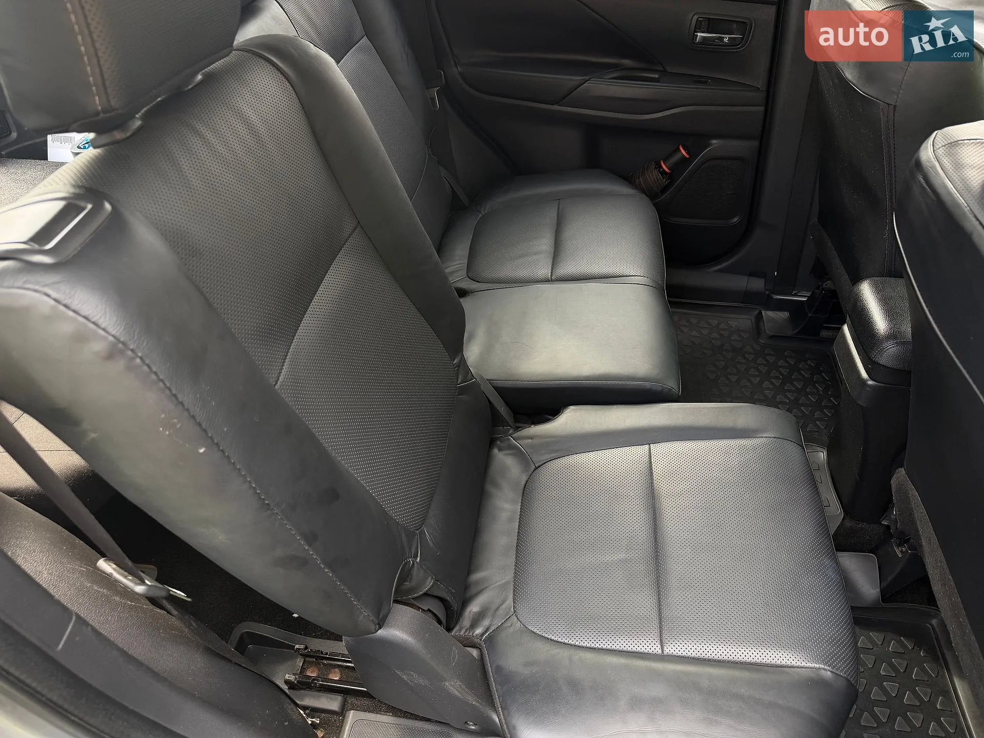 2013 Mitsubishi Outlander - мініатюра 37